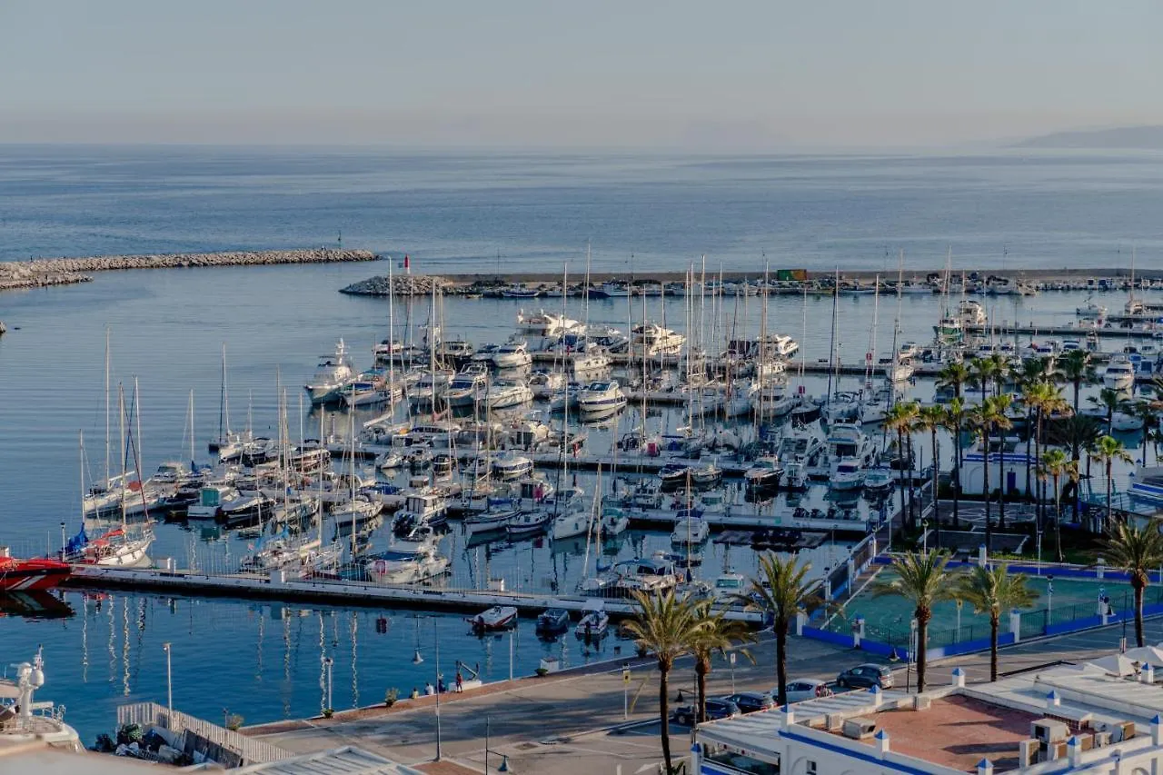 Esteponacies 0*, Estepona